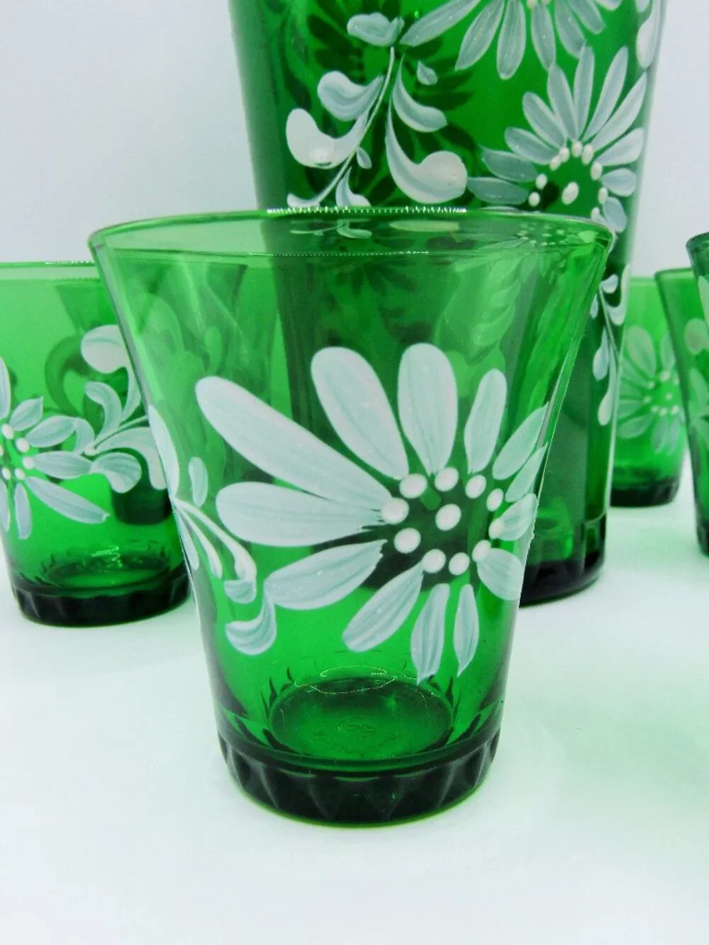 Hand Painted Italian Decanter With Six Cordials Shot Glasses